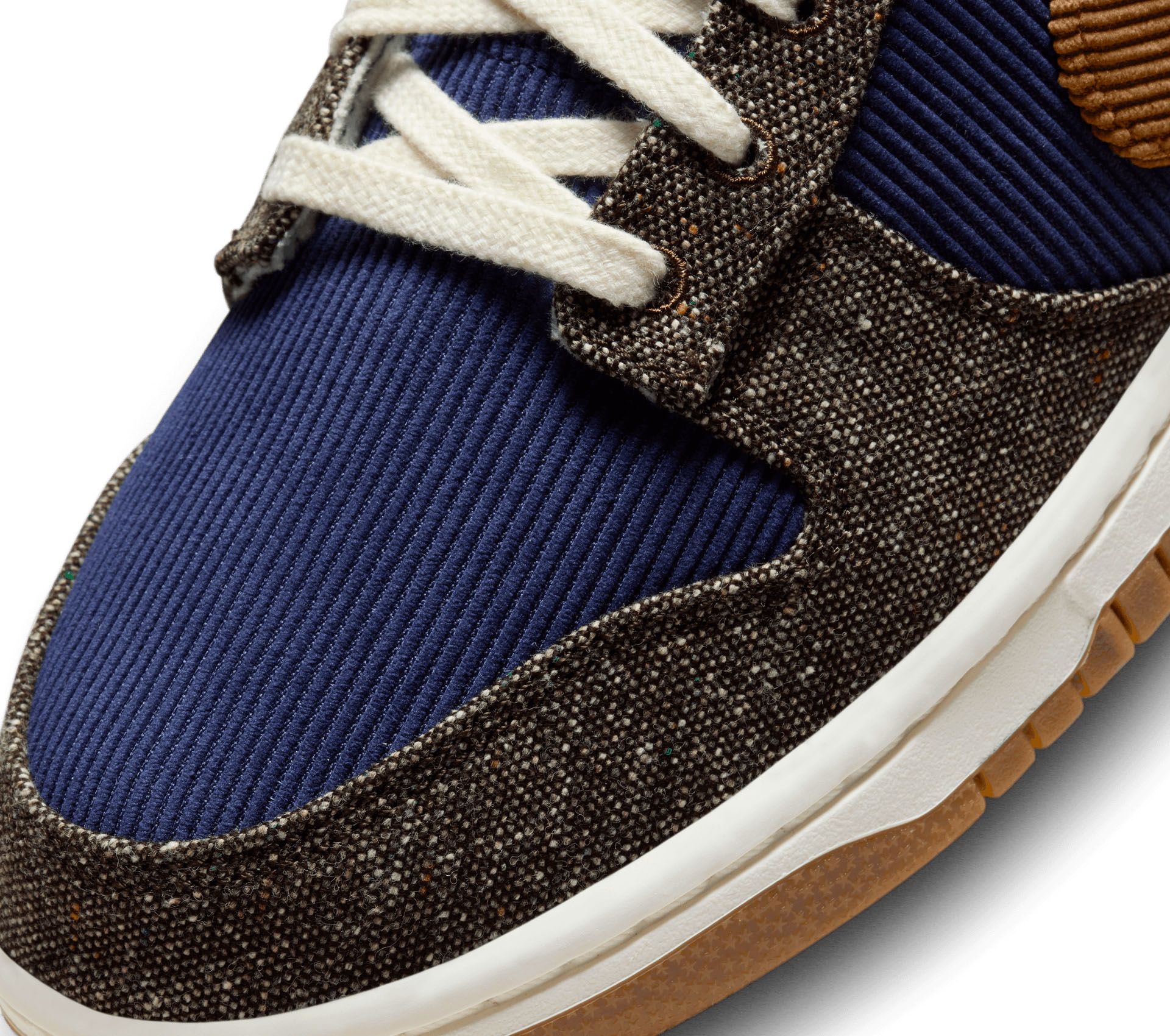 Image #5 of DUNK LOW PRM MIDNIGHT NAVY ALE BROWN