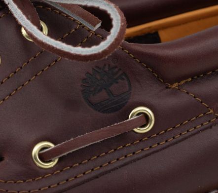 AUTHENTIC BOAT SHOE