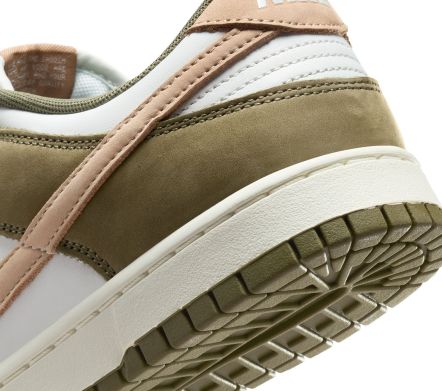 DUNK LOW RETRO PRM MEDIUM OLIVE