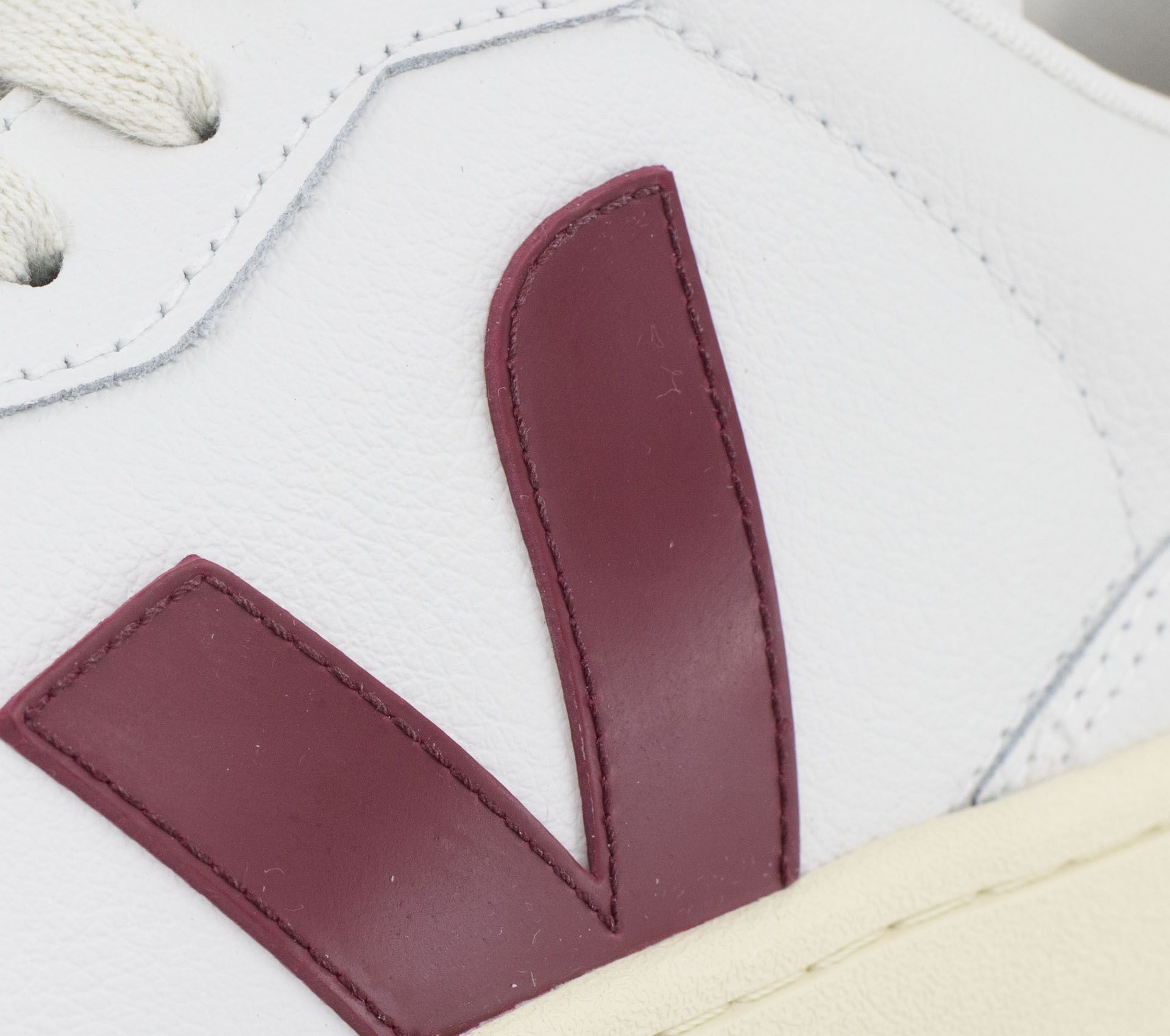 Image #3 of V-90 OT LEATHER EXTRA WHITE MARSALA