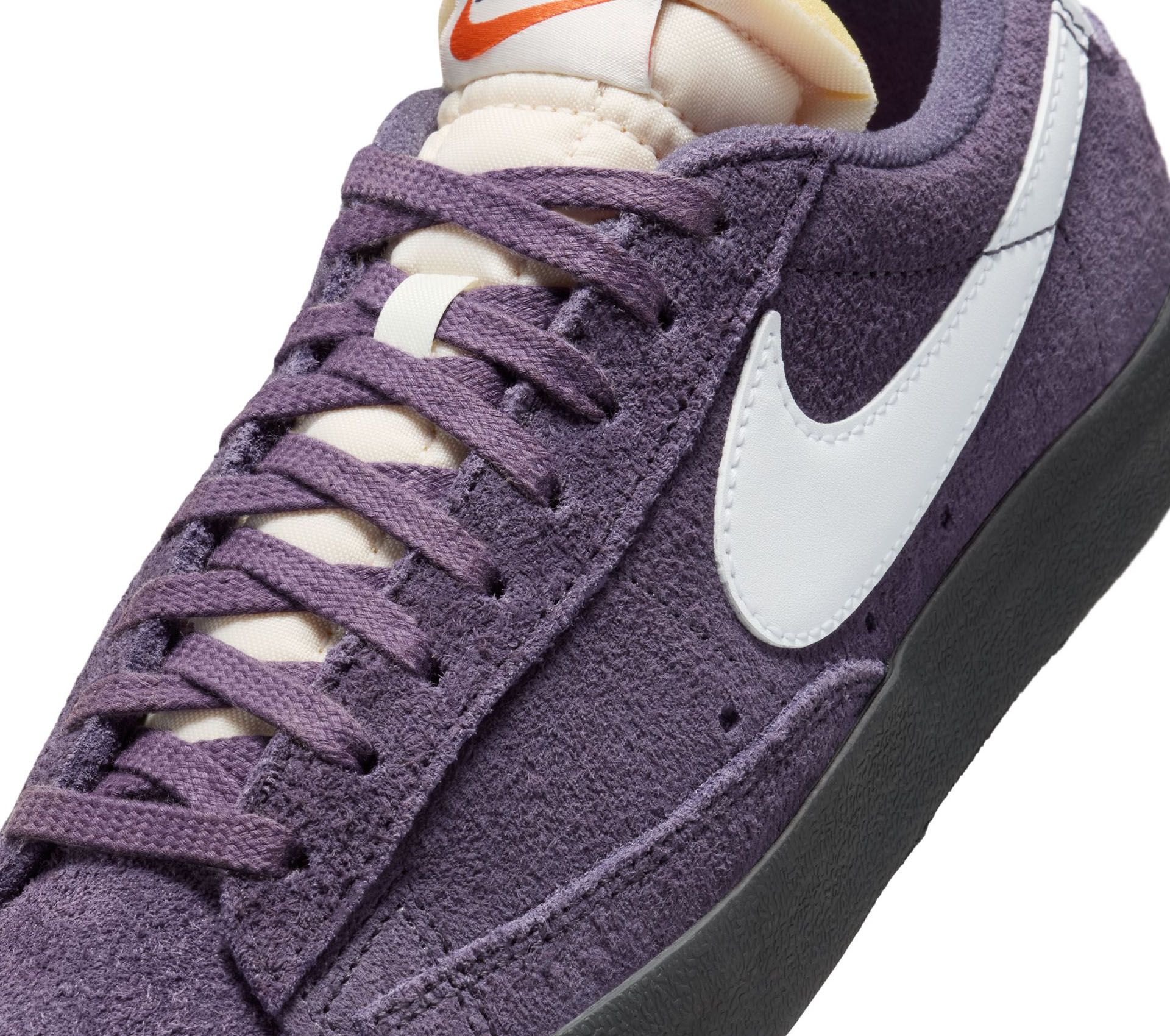 Image #6 of W BLAZER LOW VINTAGE 77 PURPLE SUEDE