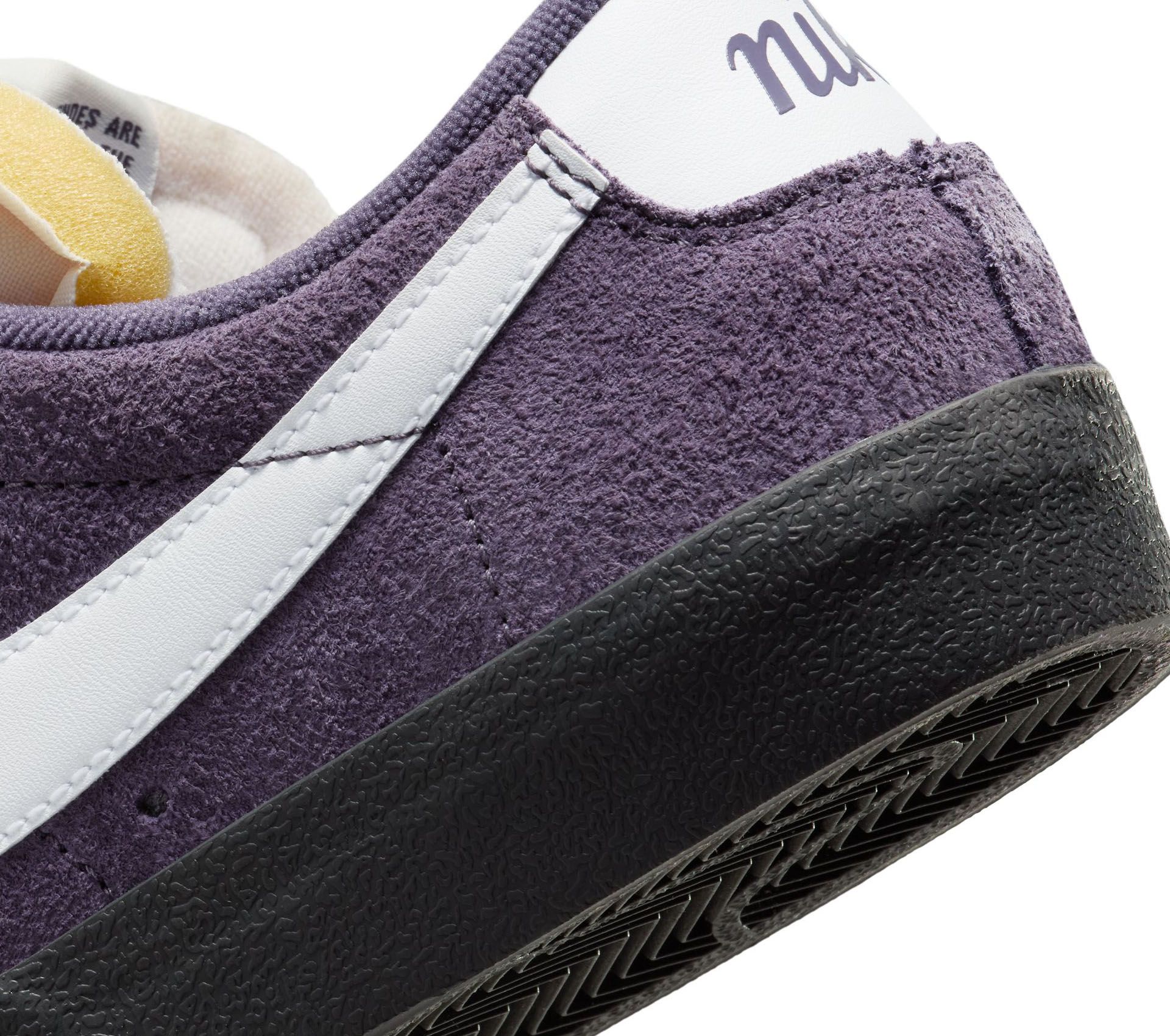 Image #7 of W BLAZER LOW VINTAGE 77 PURPLE SUEDE