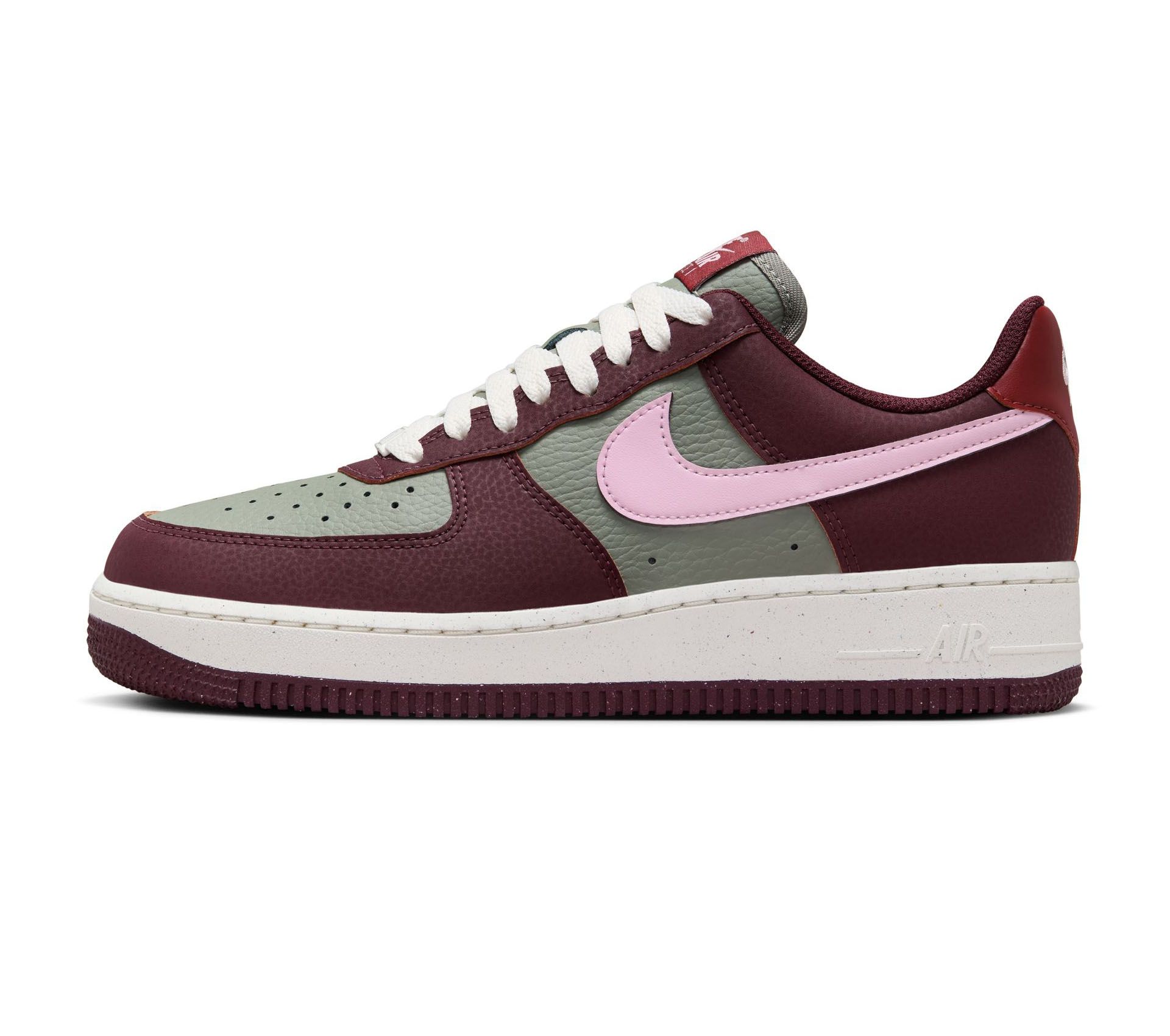 Image #1 of W AIR FORCE 1 07 NEXT NATURE BURGUNDY CRUSH