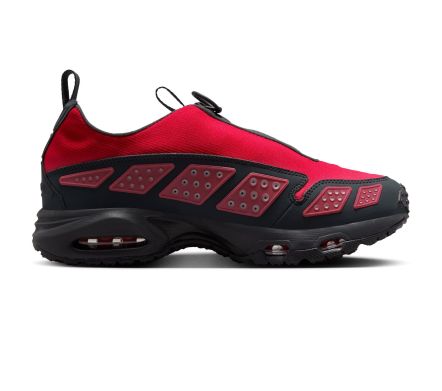 W AIR MAX SNDR GORE-TEX HYPER CRIMSON