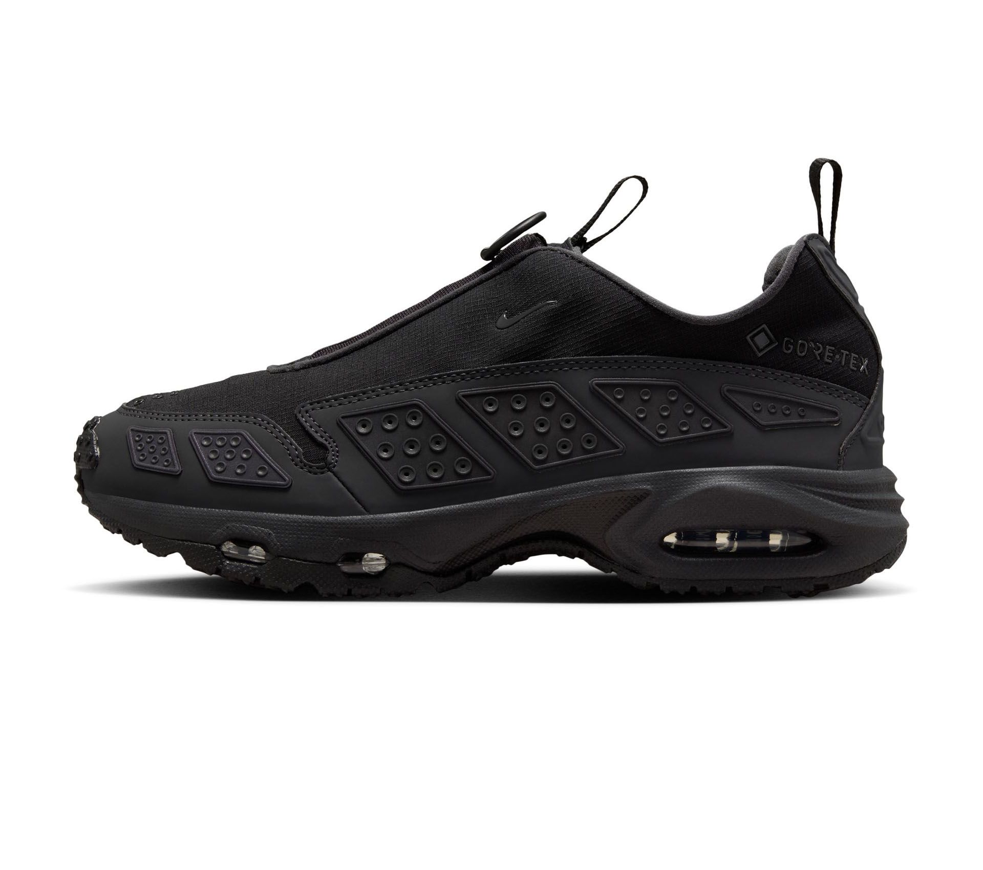 Image #1 of W AIR MAX SNDR GORE-TEX TRIPLE BLACK