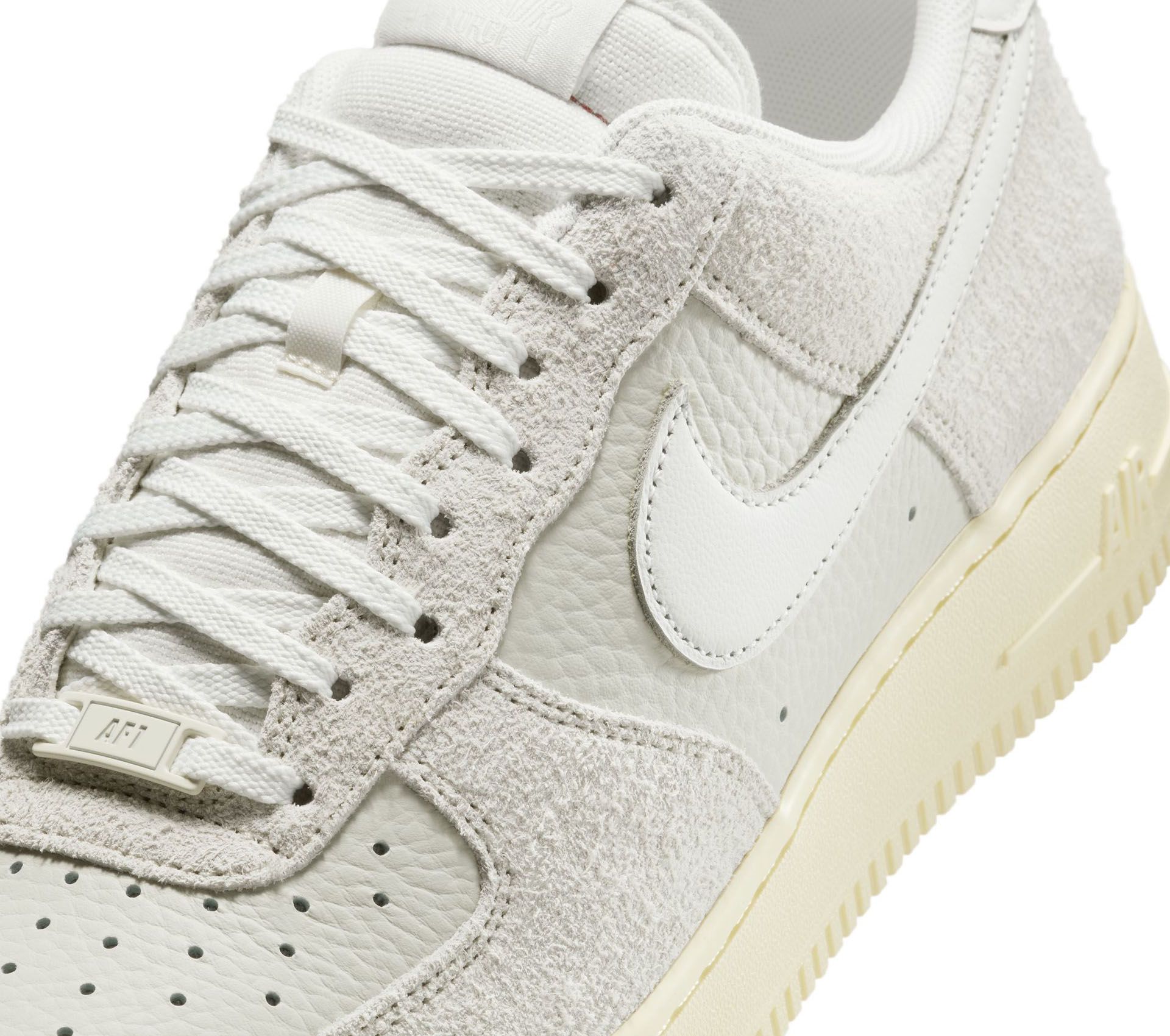 Image #6 of AIR FORCE 1 07 LX