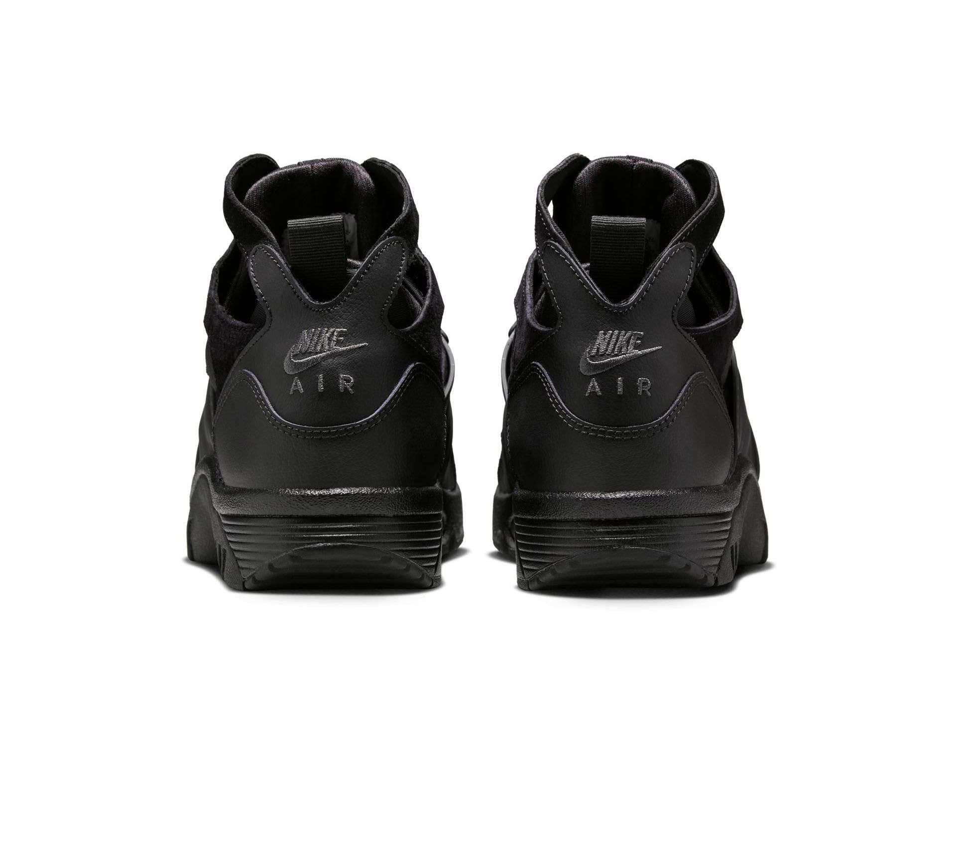 Image #2 of AIR TRAINER HUARACHE BLACK