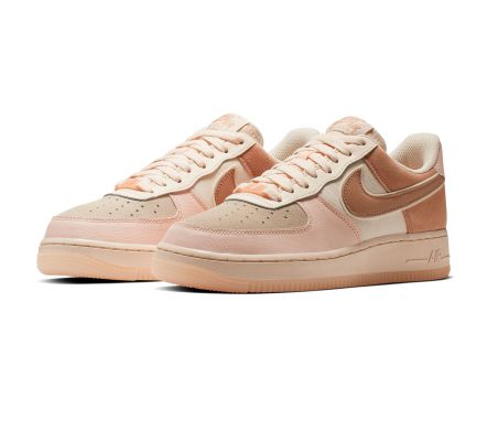 WMNS AIR FORCE 1 07 PRM...