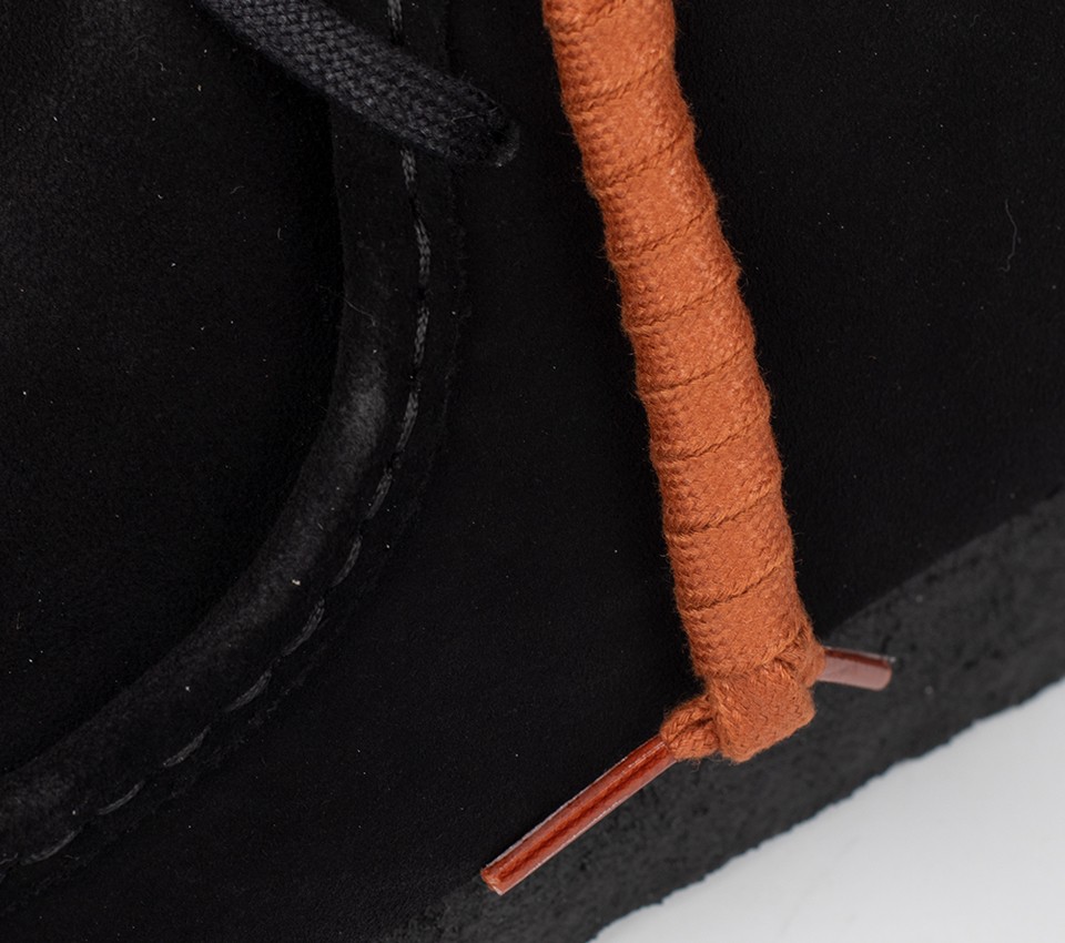 Image #3 of WALLABEE BOOT BLACK SUEDE