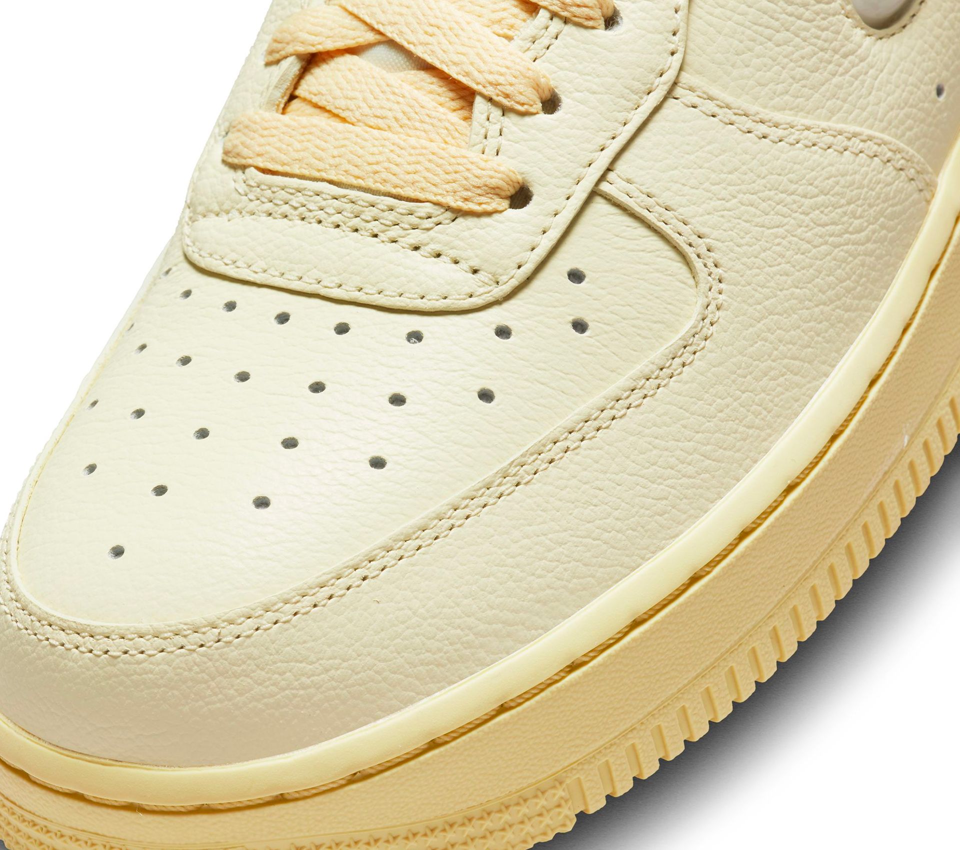 Image #5 of WMNS AIR FORCE 1 '07 LX